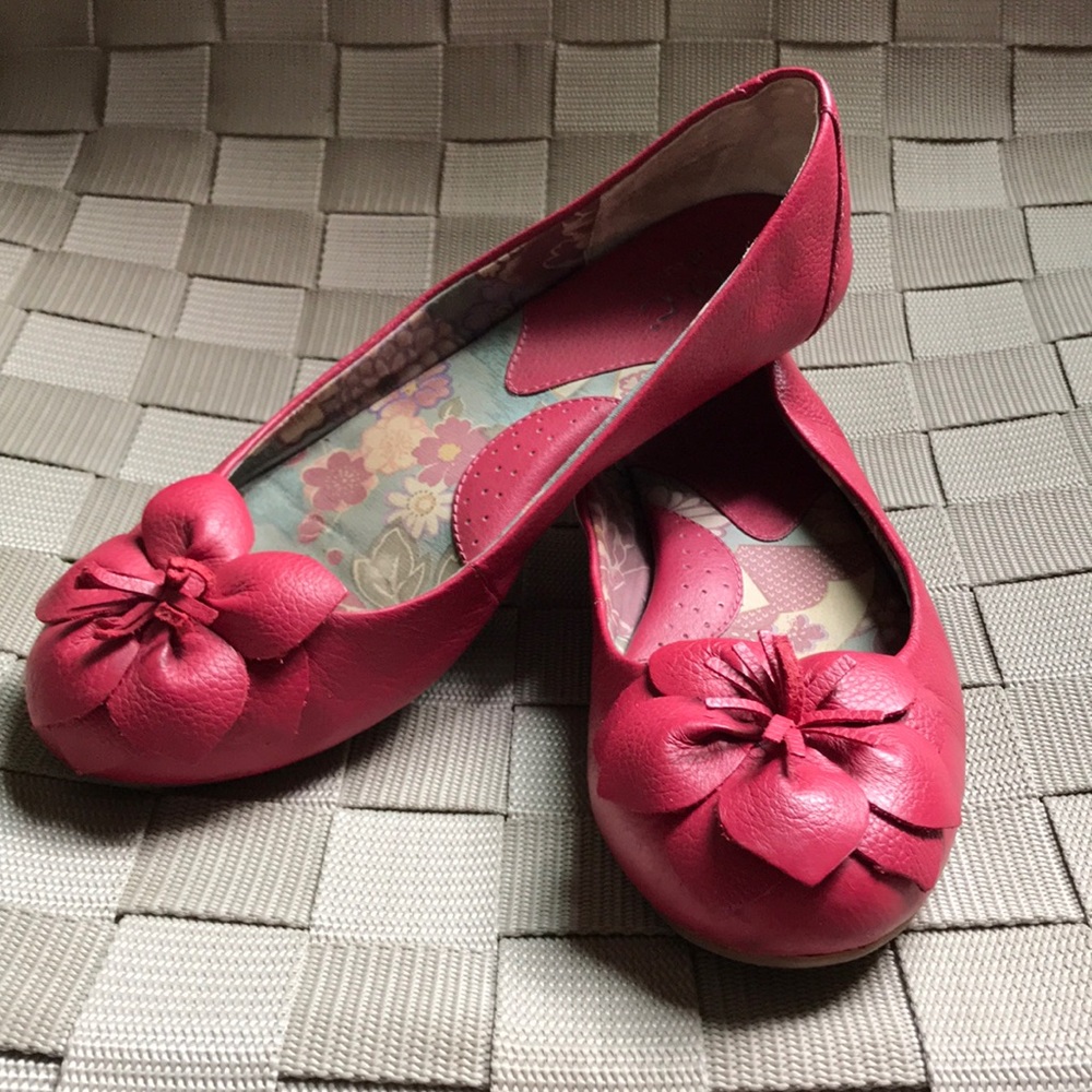 Born red flats EU 39/US 8M